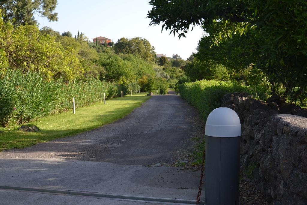 Fiore Dell'Etna Apartment Santa Venerina Exterior photo