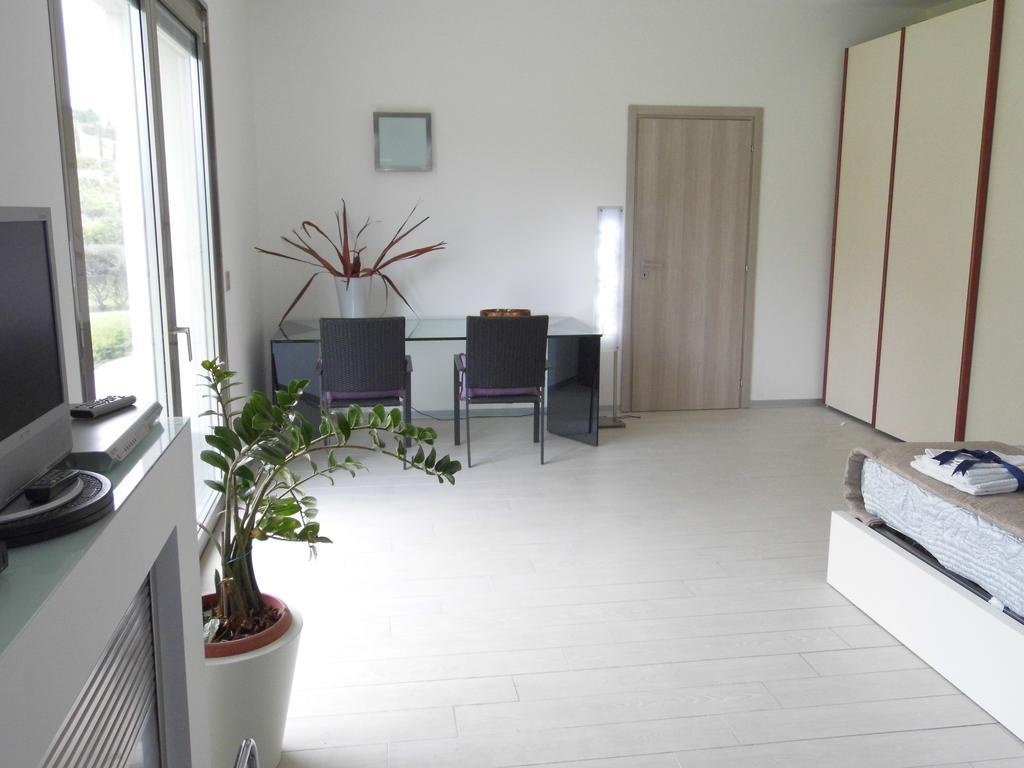 Fiore Dell'Etna Apartment Santa Venerina Exterior photo